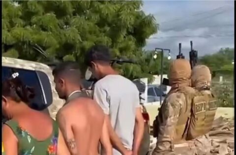 Quatro pessoas são conduzidas a delegacia por tráfico de drogas em São Julião