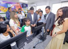 Governador entrega modernização de escola na zona norte de Teresina e expande acesso a laboratórios, ensino técnico e tempo integral