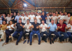 40 prefeitos declaram apoio a Rafael Fonteles em evento com Washington Bandeira