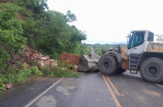 DER envia equipes aos municípios para o monitoramento e reparo de rodovias danificadas pelas fortes chuvas