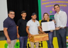 Semarh distribui caixas de abelhas para apicultores