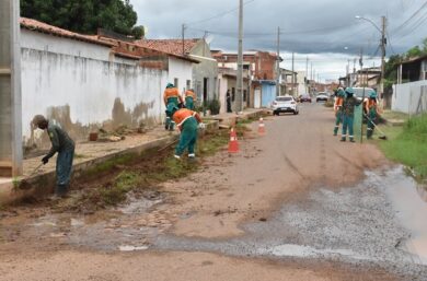 Prefeitura de Picos inicia mutirão de limpeza no bairro Boa Vista