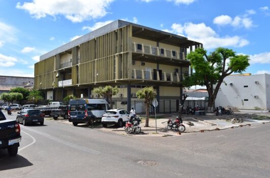Prefeitura de Picos confirma expediente normal na segunda-feira (20)