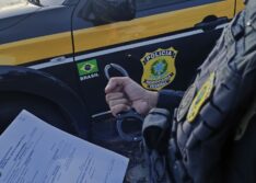 PRF captura foragido da Justiça durante fiscalização na BR-316 em Picos