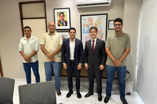 Severo Eulálio articula melhorias em rodovias para Curral Novo do Piauí