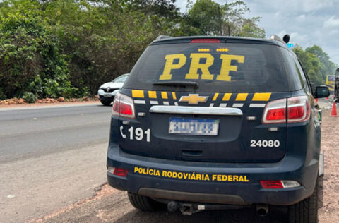 Motorista colide em traseira de motociclista e mata idoso na BR-316 em Teresina