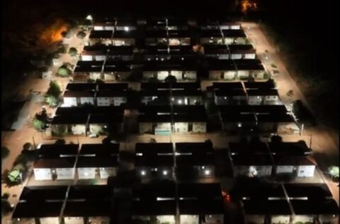 Prefeitura de Picos moderniza iluminação pública nos conjuntos Antonieta Araújo e Lousinho Monteiro com lâmpadas de LED