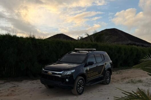 PF prende casal em Parnaíba suspeito de envolvimento em fraude no INSS de R$ 4,6 milhões