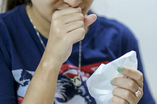 Mortes por ‘supergripe’ crescem 36,9% em quatro semanas e acendem alerta no país