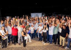 Governador entrega mais de mil registros em Novo Santo Antônio, que passa a ter 100% de imóveis urbanos regularizados