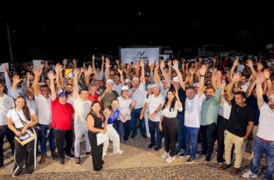 Governador entrega mais de mil registros em Novo Santo Antônio, que passa a ter 100% de imóveis urbanos regularizados
