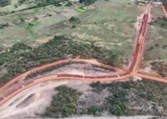 Obras de asfaltamento da estrada que liga Geminiano ao povoado Muquém seguem em ritmo avançado