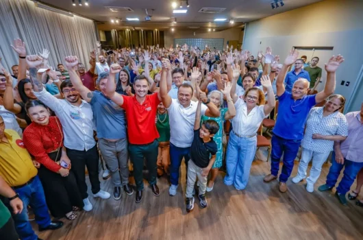 Pré-candidato a deputado federal, Fábio Abreu oficializa dobradinha com o pré-candidato a deputado estadual Vinícius Dias em Teresina