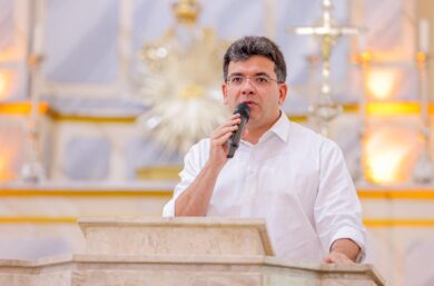 Rafael Fonteles comemora 41 anos em aniversário solidário e destaca dedicação ao povo piauiense