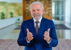 Lula assina MP que zera imposto da ‘taxa das blusinhas’