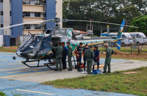 Sesapi treina equipes do Samu Aéreo para uso de helicóptero da PM no transporte de pacientes
