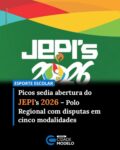 A cidade de Picos será palco, nesta terça-feira (30), da abertura oficial dos Jogos Escolares Piauienses (JEPI’s) 2026 – Polo Regional, reunindo estudantes-atletas de diversos municípios da região em uma grande celebração do esporte escolar.

A cerimônia de abertura acontecerá às 8h, no Ginásio Poliesportivo Severo Maria Eulálio, marcando o início das competições classificatórias para a etapa estadual dos jogos.

Durante a programação, os atletas disputarão provas e partidas nas modalidades de futsal, handebol, voleibol, vôlei de areia e atletismo, distribuídas em diferentes locais da cidade.

Locais das competições
Ginásio Poliesportivo Severo Maria Eulálio – Futsal Infanto e Handebol;
AABB de Picos – Voleibol de quadra e Vôlei de Areia;
SEST SENAT – Futsal Feminino;
IMH (Instituto Monsenhor Hipólito) – Futsal Infantil;
3º Batalhão de Engenharia de Construção (3º BEC) – Atletismo.
As competições seguem até o dia 1º de julho, quando também serão realizadas as cerimônias de premiação.

Premiação
Atletismo – 1º de julho, às 8h, no 3º BEC;
Demais modalidades – 1º de julho, às 13h, no Teatro Sávio Barão.
O JEPI’s é promovido pelo Governo do Estado do Piauí, por meio das Secretarias da Educação (Seduc), dos Esportes (Secepi) e para Inclusão da Pessoa com Deficiência (Seid), em parceria com as Gerências Regionais de Educação e a Prefeitura de Picos, por meio das secretarias de Educação e Esporte. O evento tem como objetivo incentivar a prática esportiva, promover a integração entre estudantes e fortalecer valores como disciplina, respeito, cooperação e trabalho em equipe.

A expectativa é de que a etapa regional reúna centenas de estudantes, professores e equipes técnicas, movimentando o esporte escolar e revelando novos talentos que poderão representar a região nas próximas fases da competição.