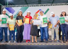 Rafael entrega 867 registros de imóveis na zona sudeste de Teresina, somando mais de 13,5 mil na região