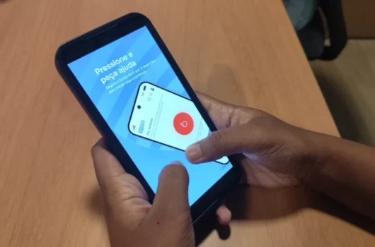 Piauí lança 1º botão do pânico para motoristas por app, entregadores e taxistas