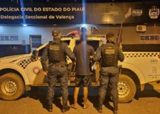 Polícia Militar apreende cocaína avaliada em R$ 50 mil e prende suspeito de tráfico na BR-316 em Elesbão Veloso