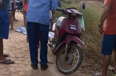 Mulher morre após perder controle de motocicleta em Bocaina