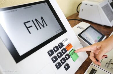 Prazo para pedir voto em trânsito começa nesta segunda-feira (20)