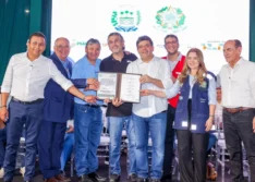 Prefeito Dr. Pablo Santos acompanha assinatura da ordem de serviço da nova Policlínica de Picos