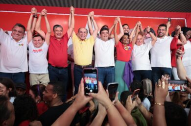 Convenção homologa candidatura de Rafael Fonteles à reeleição