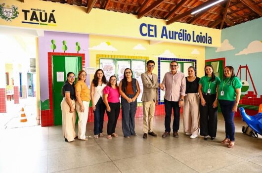 Picos busca referências em Tauá para fortalecer políticas de Educação Infantil