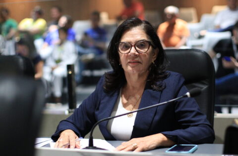 Vereadora Creusa Nunes solicita melhorias no cemitério do Morro da Macambira e limpeza no Louzinho Monteiro