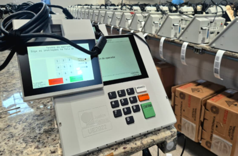 TRE-PI inicia testes das urnas enviadas pelo TSE; conclusão até setembro