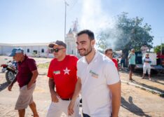 Vinícius Dias percorre 15 municípios e recebe novas adesões no extremo Sul do Piauí