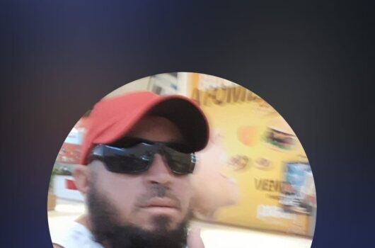Homem é morto a tiros dentro de carro em Picos