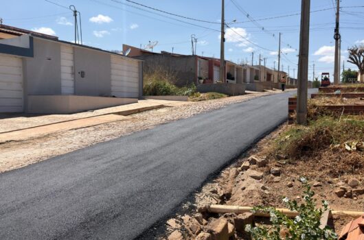 Loteamento Sá Urtiga recebe pavimentação asfáltica inédita dentro do novo pacote de obras em Picos