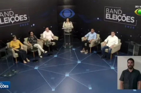 Candidatos ao governo do Piauí participam de primeiro debate