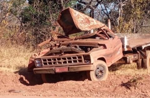 Quatro trabalhadores morrem após caminhão capotar na zona rural de Landri Sales