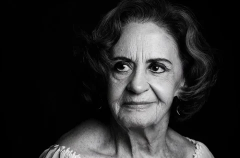 Laura Cardoso, pioneira da teledramaturgia brasileira, morre aos 98 anos