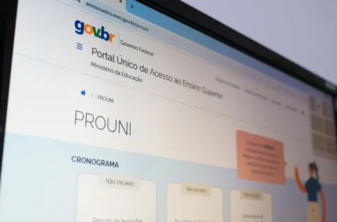 Prouni abre inscrições para lista de espera do 2º semestre