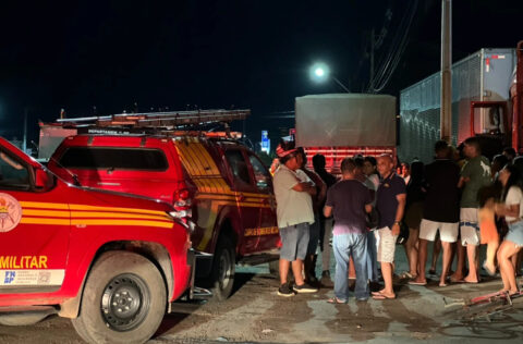 Motociclista morre e passageiro fica gravemente ferido em acidente na BR-230 em Floriano