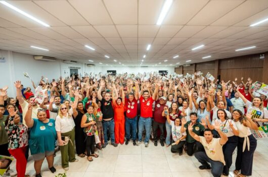 Vinícius reúne mais de 1.200 lideranças e concentra agenda em Teresina na reta final