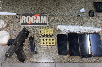 Suspeito de tráfico é preso com pistola da PMMA e mais de 100 munições em Luís Correia