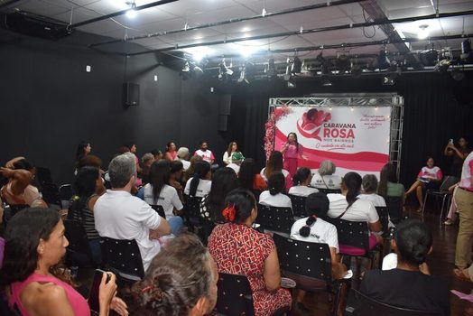 Prefeitura de Picos realiza a 1ª edição da Caravana Rosa com atendimentos e orientações para o público feminino