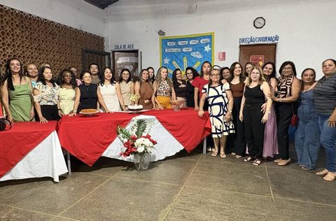 Escola Celeste Martins de Deus promove Café Afetivo em homenagem a professoras