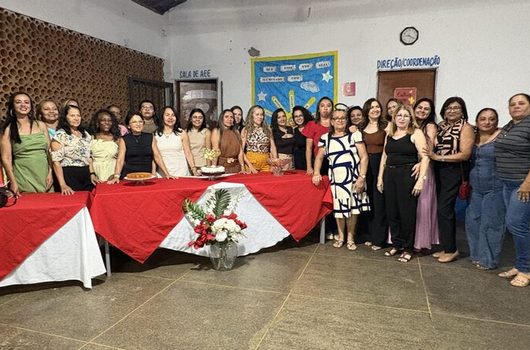 Escola Celeste Martins de Deus promove Café Afetivo em homenagem a professoras