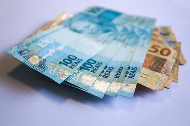 Veja quem tem direito e como vai funcionar o perdão de dívidas para MEIs